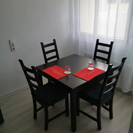 Apartment In The Heart Of Leonberg
